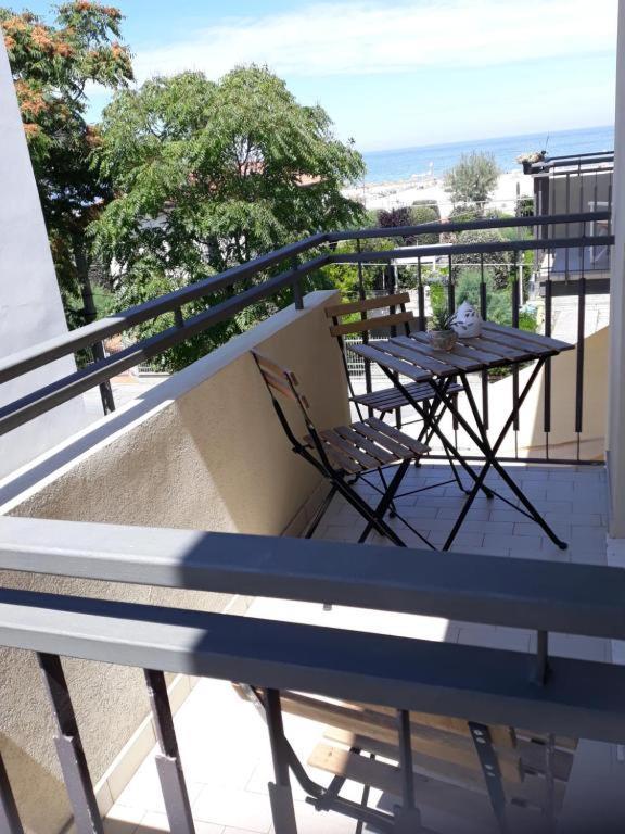 La Casa Al Mare Apartment Rimini Exterior foto